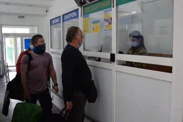 Украина открывает границы с Беларусью и Россией. Фото: скрин youtube