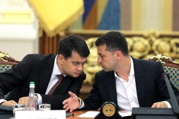 Дмитрий Разумков и Владимир Зеленский. Фото: УНИАН