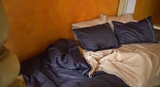 Ліжко. Фото: скріншот Youtube-відео.