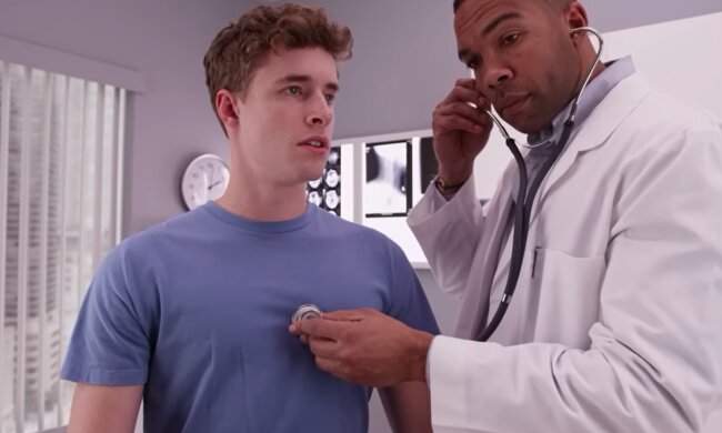 Врачи. Фото: YouTube