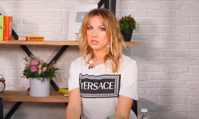 Леся Никитюк. Фото: скриншот YouTube