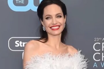 Анджелина Джоли. Фото: скриншот YouTube