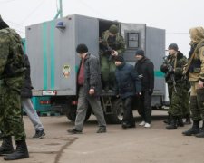 Граждане Украины возвращаются из плена. Фото: Reuters