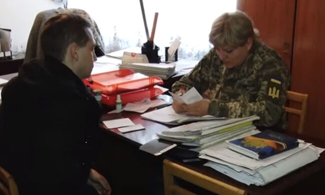 Мобилизация в Украине. Фото: скриншот YouTube-видео