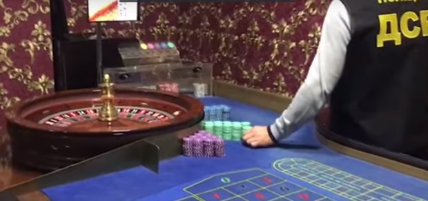 В Украине накрыли сеть нелегальных казино, скриншот YouTube
