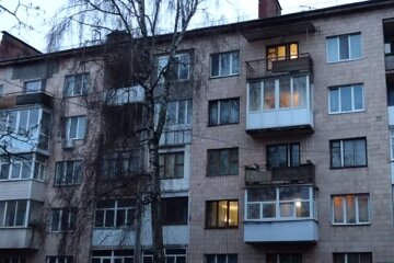 Свет в квартирах украинцев. Фото: скриншот YouTube-видео