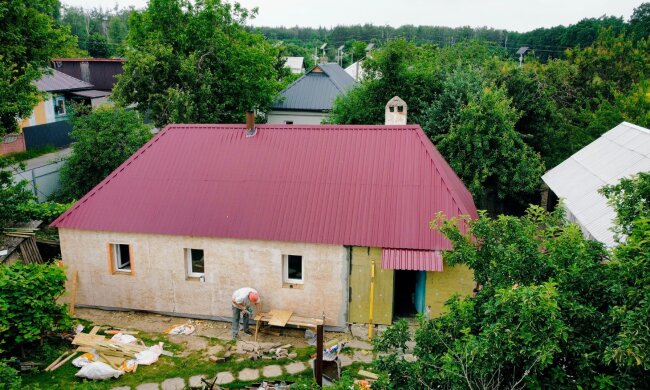 Украинцев наказывают за дома в селах - большие штрафы