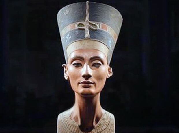 Нефертити. Фото: скриншот YouTube