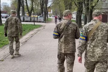 Співробітники ТЦК, фото: youtube.com