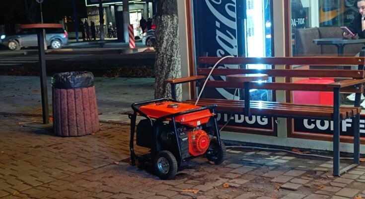 ДТЭК установил новые графики отключений электричества на 20 ноября. Фото: СТЕНА