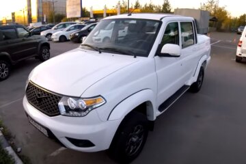 УАЗ: Скриншот YouTube