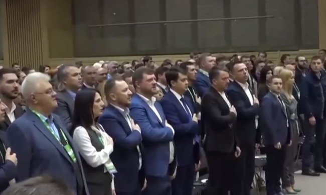 В партии "Слуга народа" раскол. Фото: скрин YouTube