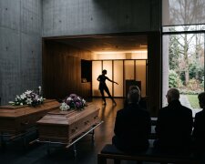 крематорій Нідерланди похорон стриптиз