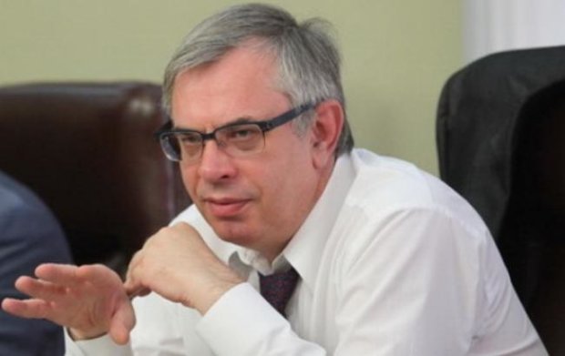 Глава Нацрады Юрий Артеменко подал в отставку — известна причина