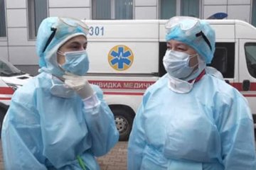 Медики. Фото: скриншот YouTube.