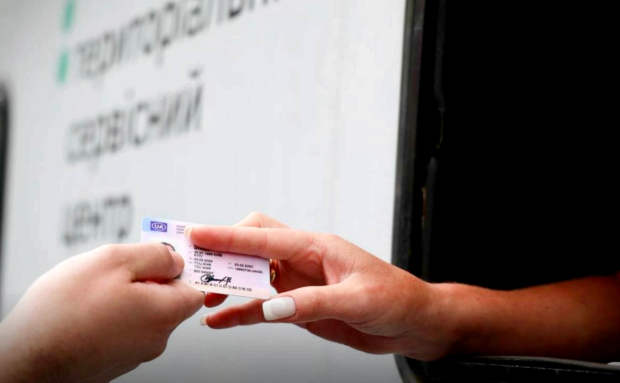 В українців почнуть швидко забирати права водія. Фото: Telegram