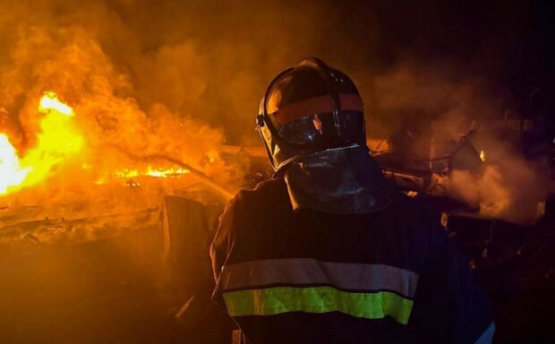 Пожар. Фото: пресс-служба ГСЧС Украины