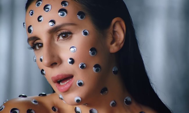 Джамала, кадр из клипа "Забирай"