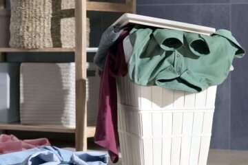 Як швидко вивести плями від вишні та черешні. Фото: YouTube