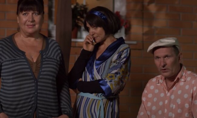 Татьяна Кравченко, Людмила Артемьева и Федор Добронравов. Фото: сериал Сваты, скрин