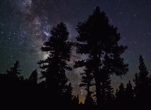 Зоряне небо.  Фото: скріншот YouTube-відео