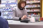 В Украине хотят поднять цены на сигареты. Фото: скриншот YouTube