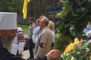 Во всех храмах и монастырях УПЦ 16 мая почтят память жертв политических репрессий