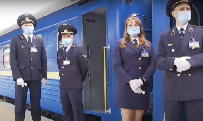 Поезда в Украине. Фото: YouTube, скрин