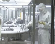 Производство вакцины. Фото: скриншот Youtube-видео