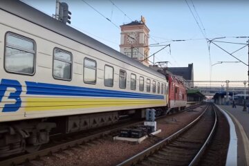Поезд Укрзализныци. Фото: скриншот YouTube-видео