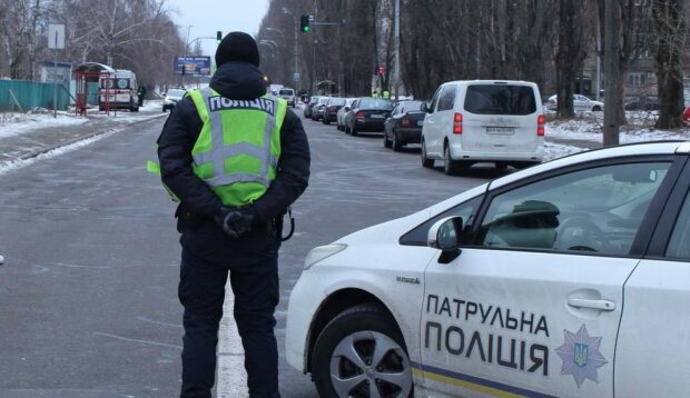 Співробітник патрульної поліції. Фото: Патрульна поліція України