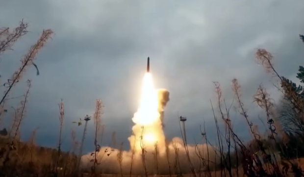 Натомість 30-денного перемир'я росіяни готують масштабну атаку на Україну. Фото: YouTube