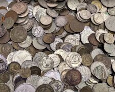 Монети. Фото: скріншот Youtube-відео