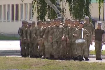 Призыв в армию. Фото: Факты, скрин