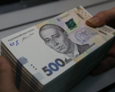 Шиномонтажник, санитар, бухгалтер: кого ищут на зарплаты до 127 тысяч грн