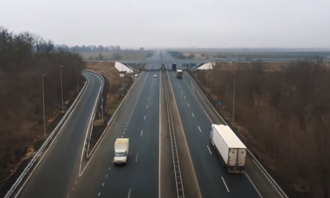 Дорога. Фото: скриншот Youtube-видео