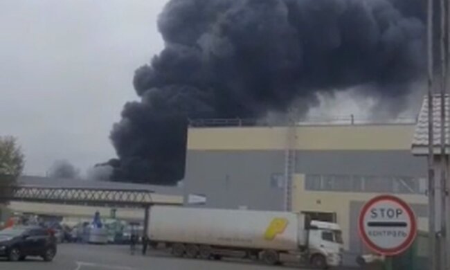 Пожежа на росії. Фото: скріншот Telegram-відео