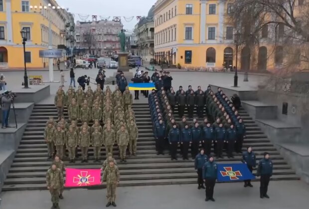 Призов до армії. Фото: YouTube