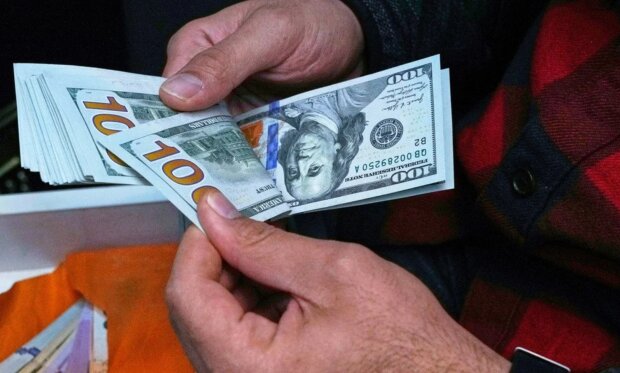 Курс валют в Україні, долар, Мінфін, НБУ. Фото: Telegram