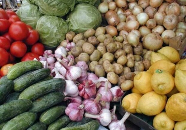 Можно купить овощи и фрукты совсем за копейки: в Киеве пройдут ярмарки, адреса