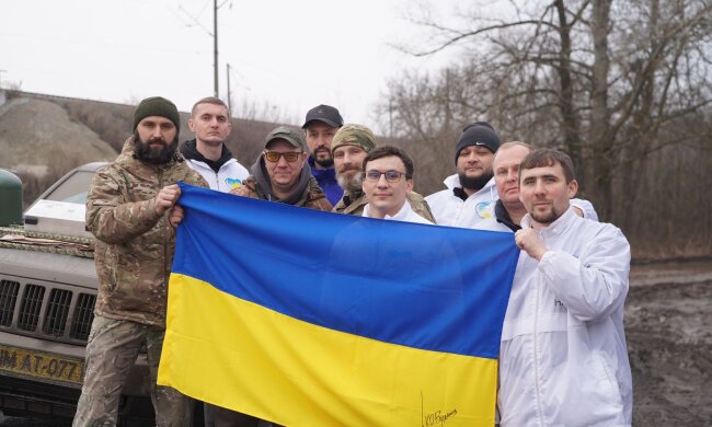 Валерій Дубіль й Олексій Омельяненко привезли РЕБи для ЗСУ на Донбас