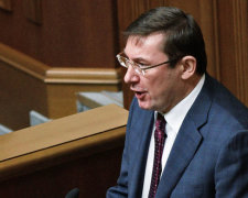 Луценко прокомментировал ситуацию с возможной и скорой отставкой
