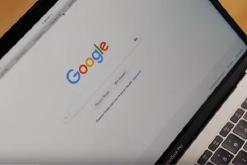 Google создает сайт для диагностики коронавируса. Фото: скриншот YouTube