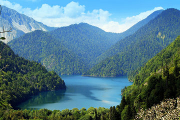 Там живут организмы-экстремалы: ученые нашли затерянные озера