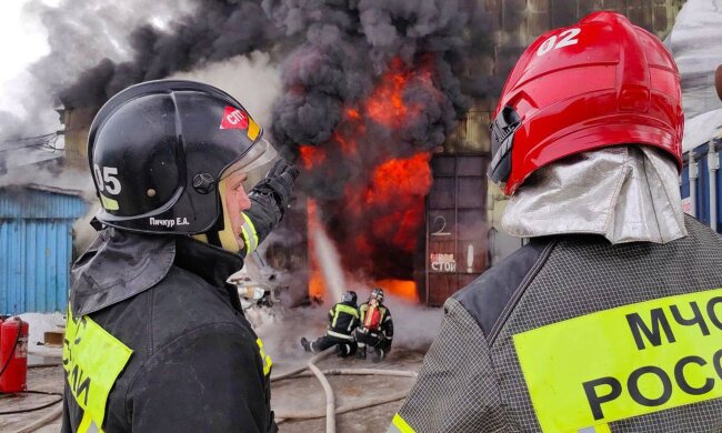 Пожежа на нафтовому об'єкті в рф після удару СБУ