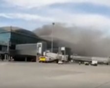 Пожар в аэропорту Испании, фото: скриншот YouTube