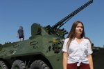 Сеть всколыхнула подборка фото о разнице между миром и войной