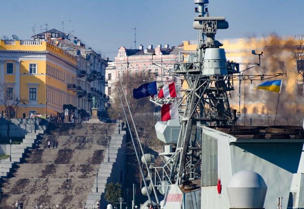 Корабли ударной группировки НАТО уже в Одессе. Первые подробности