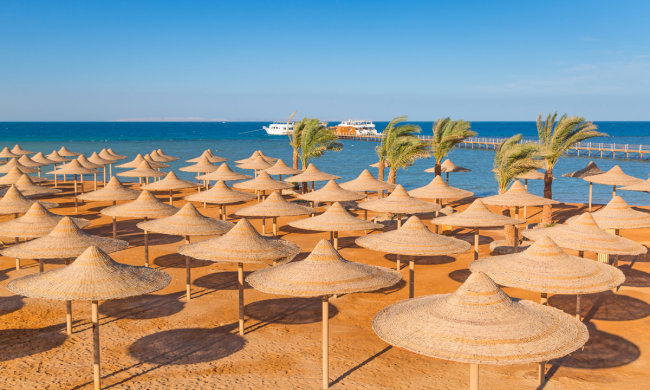 Распаковывайте чемоданы. На «майские» Египет вводит режим ЧП