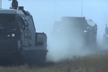 Військова техніка. Фото: скріншот YouTube-відео